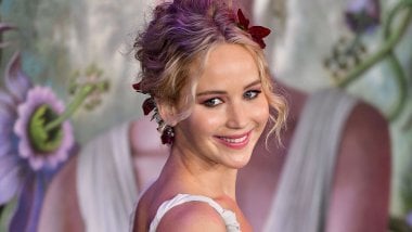 Jennifer Lawrence sonriendo Fondo de pantalla
