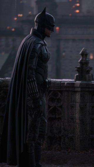 Robert Pattinson as Batman and Zoe Kravitz as Catwoman Wallpaper
