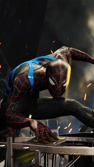 El hombre araña con traje negro y azul Fondo de pantalla