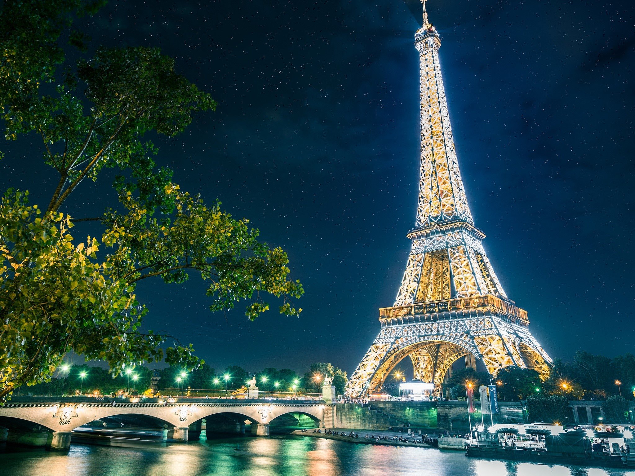 Eiffel Tower In Paris Wallpaper Id415
